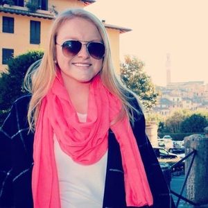 Meet your Posher, Colleen